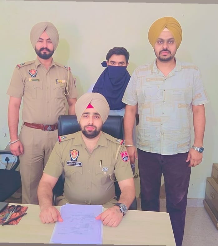 सीआईए स्टाफ ने 32 बोर के 76 जिंदा कारतूसों के साथ एक आरोपी को गिरफ्तार किया